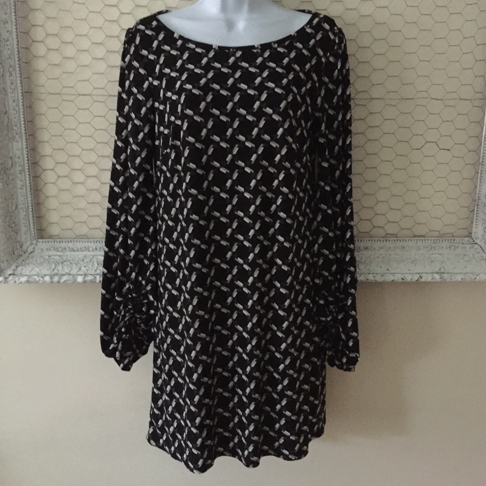 LAUNDRY by Shelli Segal LA Shift Dress Sz 4 Black